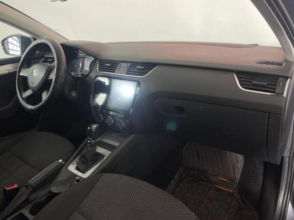Skoda Octavia III (A7) с пробегом 2013 года, цена 907 000 рублей, 185403 км, лифтбек, Автокод Объявления