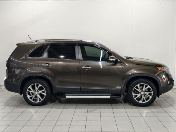 Kia Sorento II с пробегом 2011 года, цена 1 285 000 рублей, 282084 км, внедорожник, Автокод Объявления