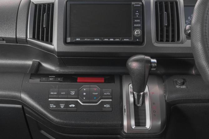 Honda Stepwgn IV с пробегом 2011 года, цена 1 309 000 рублей, 245000 км, минивэн, Автокод Объявления