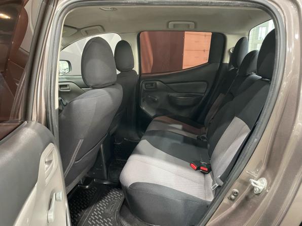 Mitsubishi L200 V с пробегом 2017 года, цена 1 759 000 рублей, 217000 км, offers.body_type.unknown, Автокод Объявления
