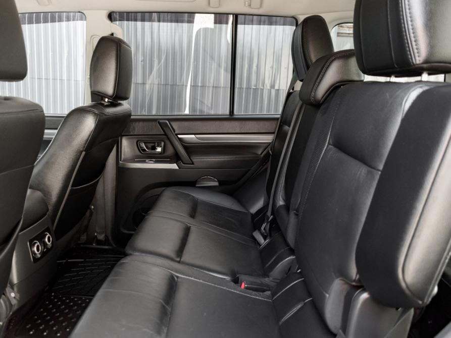 Mitsubishi Pajero IV Рестайлинг 1 Екатеринбург  - изображение 25