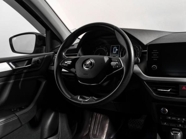 Skoda Rapid II с пробегом 2020 года, цена 1 740 000 рублей, 66792 км, лифтбек, Автокод Объявления