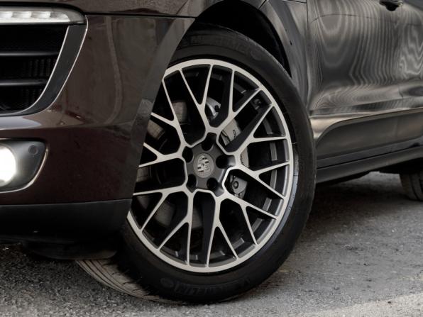 Porsche Macan I с пробегом 2015 года, цена 2 695 000 рублей, 132462 км, внедорожник, Автокод Объявления