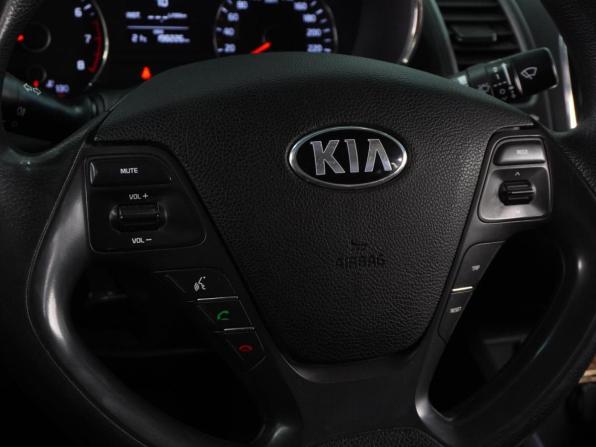 Kia Cerato III Рестайлинг (Classic) с пробегом 2017 года, цена 1 410 000 рублей, 198226 км, седан, Автокод Объявления