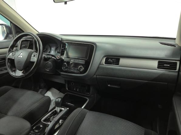 Mitsubishi Outlander III Рестайлинг 3 с пробегом 2018 года, цена 1 745 000 рублей, 147921 км, внедорожник, Автокод Объявления