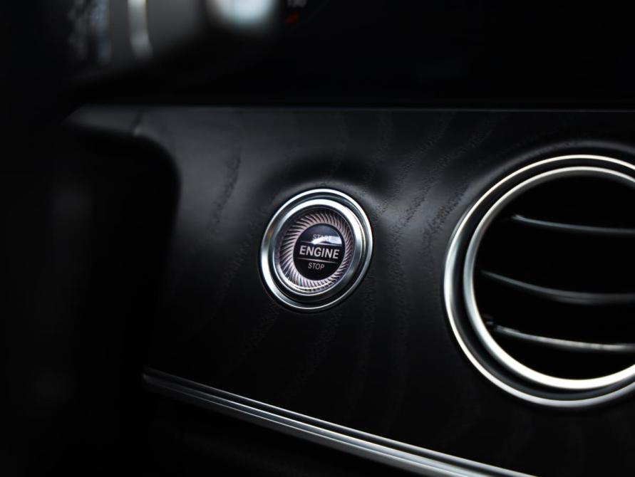 Mercedes-Benz E-Класс V (W213 S213 C238) Рестайлинг Санкт-Петербург  - изображение 27