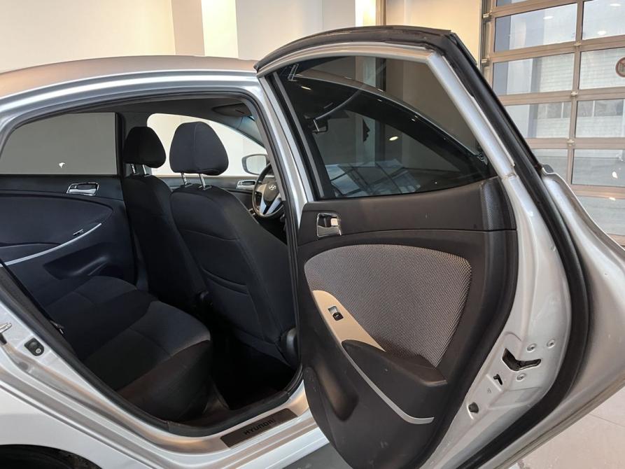 Hyundai Solaris I Чебоксары  - изображение 16