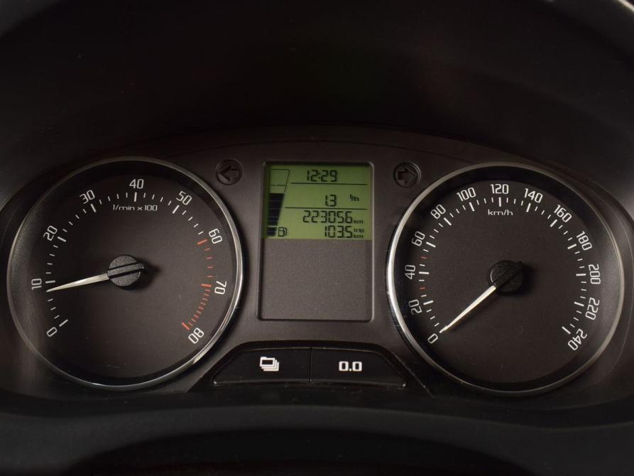 Skoda Fabia II Рестайлинг Кемерово  - изображение 9