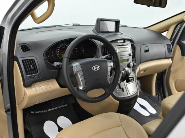 Hyundai Grand Starex I с пробегом 2011 года, цена 1 349 000 рублей, 180000 км, минивэн, Автокод Объявления