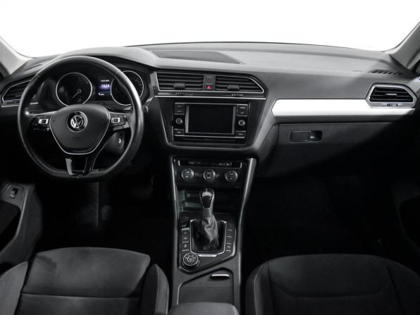 Volkswagen Tiguan II с пробегом 2017 года, цена 2 376 000 рублей, 131243 км, внедорожник, Автокод Объявления