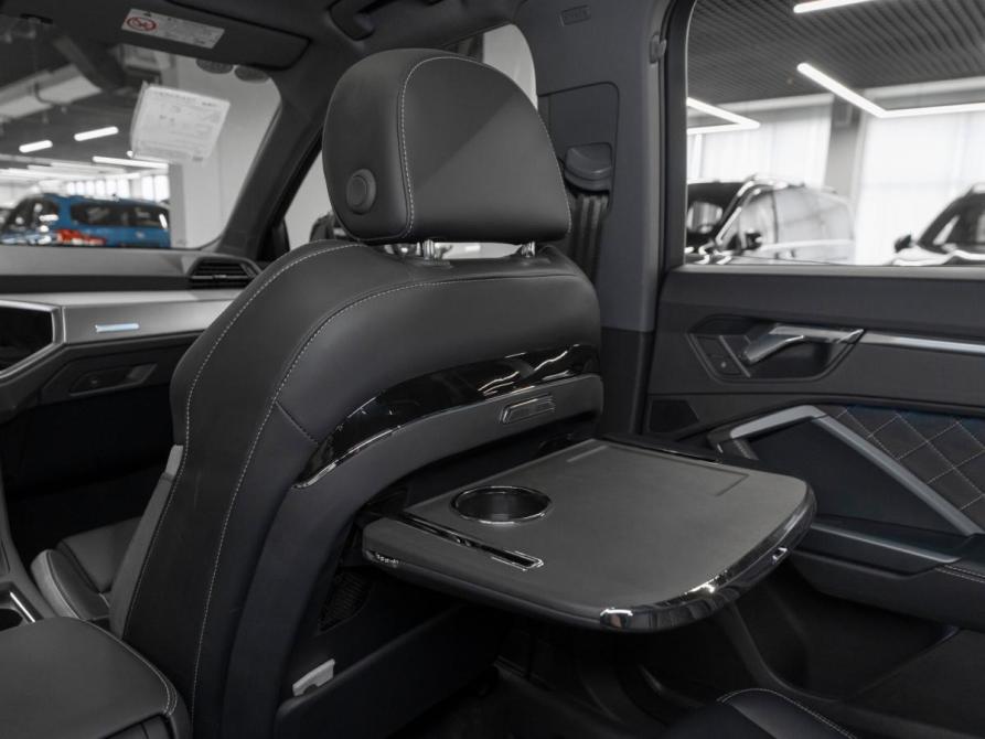 Audi Q3 II (F3) Москва  - изображение 15