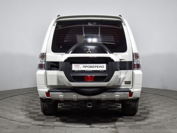Mitsubishi Pajero IV Рестайлинг 2 с пробегом 2019 года, цена 3 527 980 рублей, 75435 км, внедорожник, Автокод Объявления