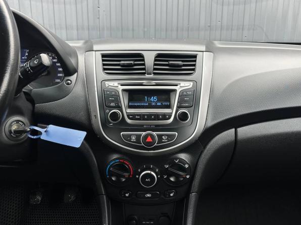 Hyundai Solaris I с пробегом 2011 года, цена 599 000 рублей, 234000 км, седан, Автокод Объявления