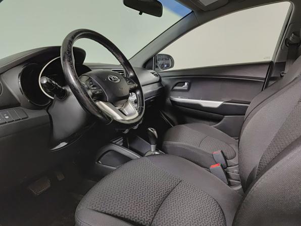 Kia Rio III с пробегом 2015 года, цена 931 200 рублей, 141218 км, хэтчбек, Автокод Объявления