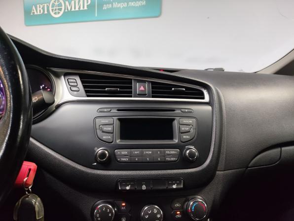 Kia Ceed II Рестайлинг с пробегом 2016 года, цена 1 029 000 рублей, 182000 км, универсал, Автокод Объявления