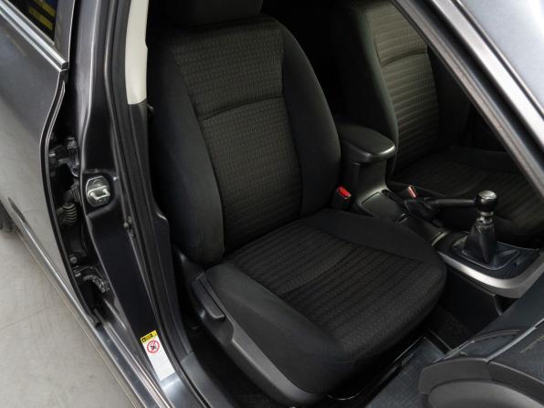 Toyota Corolla X (E140 E150) Рестайлинг с пробегом 2011 года, цена 950 000 рублей, 249841 км, седан, Автокод Объявления