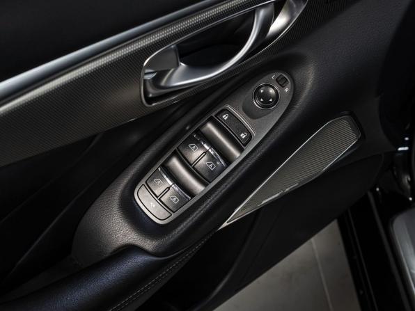 Infiniti Q50 I Рестайлинг с пробегом 2018 года, цена 2 849 000 рублей, 67150 км, седан, Автокод Объявления