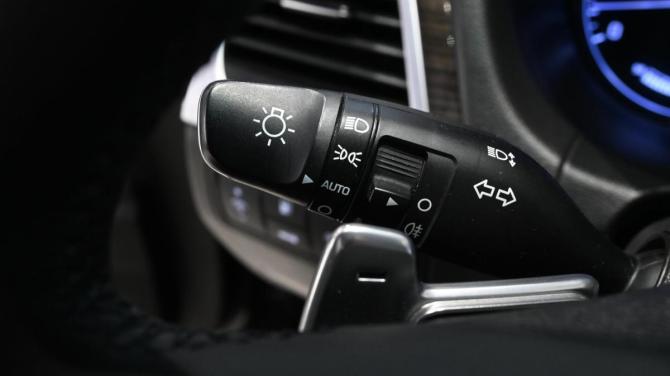 Hyundai Genesis II с пробегом 2016 года, цена 1 800 000 рублей, 238000 км, седан, Автокод Объявления