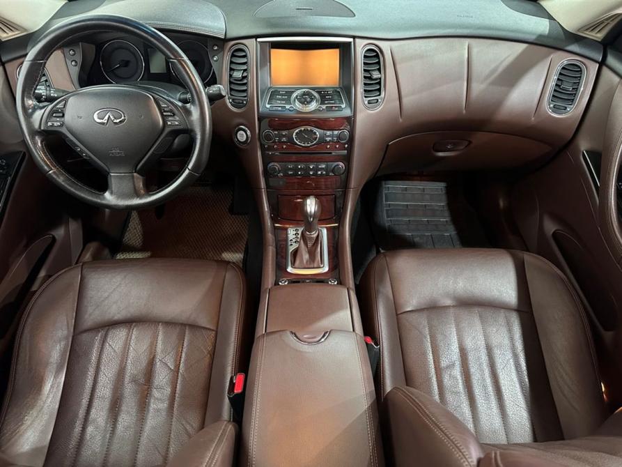 Infiniti QX50 I Москва  - изображение 11