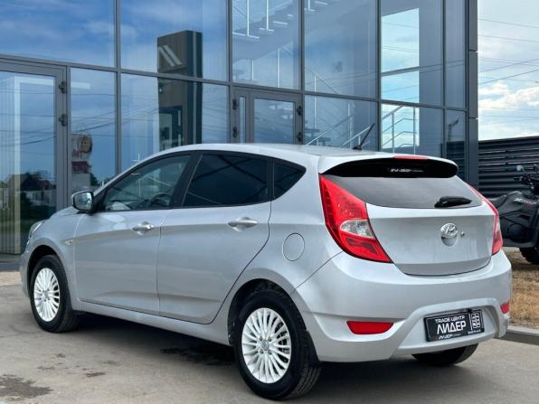 Hyundai Solaris I с пробегом 2011 года, цена 590 000 рублей, 189213 км, хэтчбек, Автокод Объявления