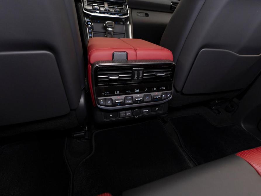 Toyota Land Cruiser 300 Series Москва  - изображение 16