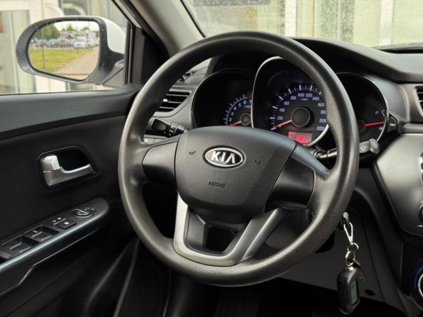Kia Rio III с пробегом 2012 года, цена 879 000 рублей, 117246 км, седан, Автокод Объявления