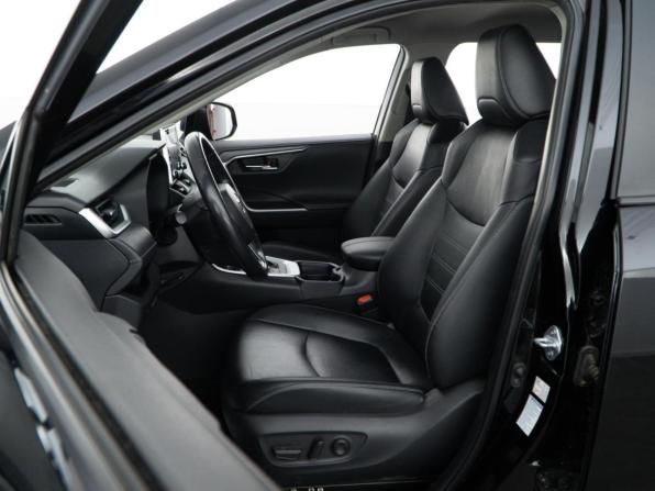 Toyota RAV4 V (XA50) с пробегом 2021 года, цена 3 249 050 рублей, 113555 км, внедорожник, Автокод Объявления
