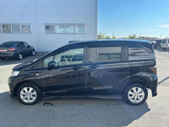 Honda Freed I с пробегом 2011 года, цена 1 120 000 рублей, 220731 км, компактвэн, Автокод Объявления