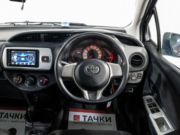 Toyota Vitz III (XP130) Рестайлинг с пробегом 2015 года, цена 725 000 рублей, 179944 км, хэтчбек, Автокод Объявления