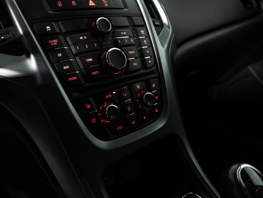 Opel Astra J Рестайлинг Санкт-Петербург  - изображение 16