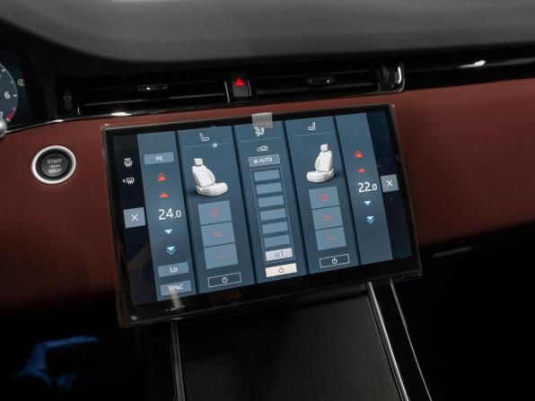 Land Rover Range Rover Evoque II Рестайлинг с пробегом 2025 года, цена 5 800 000 рублей, 39 км, внедорожник, Автокод Объявления