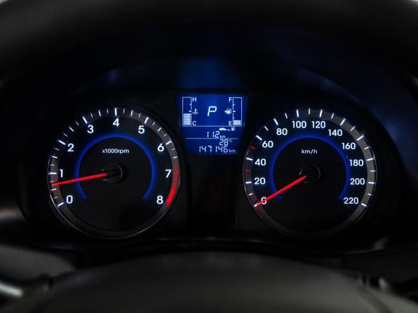 Hyundai Solaris I Рестайлинг с пробегом 2015 года, цена 980 500 рублей, 147146 км, седан, Автокод Объявления