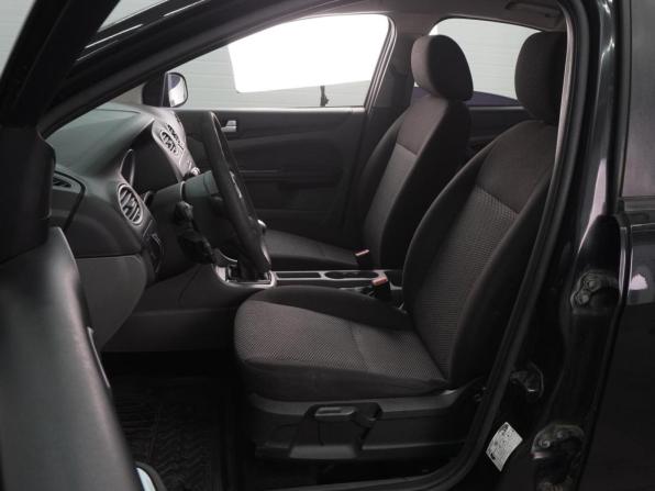 Ford Focus II Рестайлинг с пробегом 2009 года, цена 699 000 рублей, 102786 км, седан, Автокод Объявления