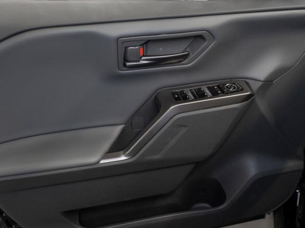 Toyota RAV4 VI (XA60) с пробегом 2026 года, цена 4 250 000 рублей, 30 км, внедорожник, Автокод Объявления