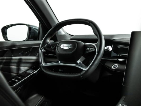 Geely Preface I с пробегом 2024 года, цена 2 719 700 рублей, 30601 км, седан, Автокод Объявления