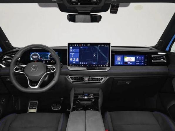 Volkswagen Tiguan III (China Market) с пробегом 2025 года, цена 4 490 000 рублей, 1 км, внедорожник, Автокод Объявления