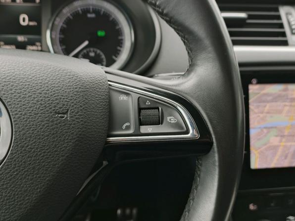 Skoda Octavia III (A7) Рестайлинг с пробегом 2018 года, цена 1 690 000 рублей, 169825 км, лифтбек, Автокод Объявления