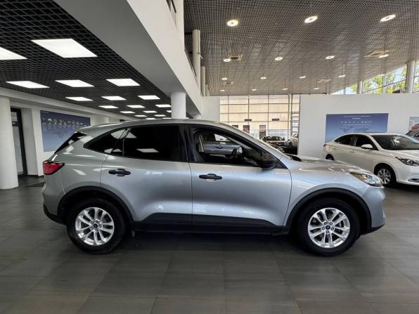 Ford Escape IV с пробегом 2022 года, цена 2 099 900 рублей, 38800 км, внедорожник, Автокод Объявления