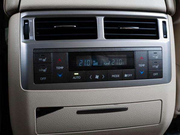 Lexus LX III Рестайлинг с пробегом 2014 года, цена 5 459 000 рублей, 292884 км, внедорожник, Автокод Объявления