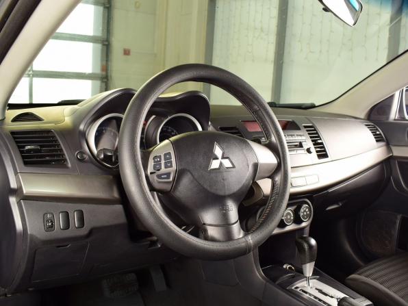 Mitsubishi Lancer X Рестайлинг с пробегом 2012 года, цена 989 995 рублей, 186168 км, седан, Автокод Объявления
