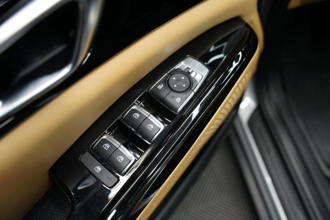 Kia Carnival IV с пробегом 2021 года, цена 3 990 000 рублей, 72265 км, минивэн, Автокод Объявления