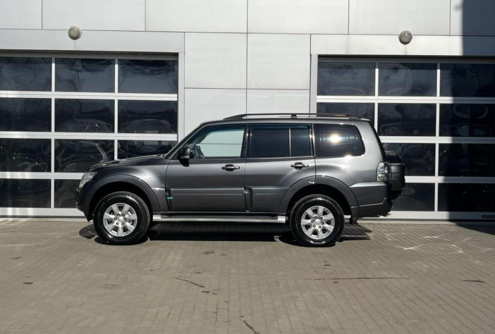 Mitsubishi Pajero IV Рестайлинг 1 Владимир  - изображение 4