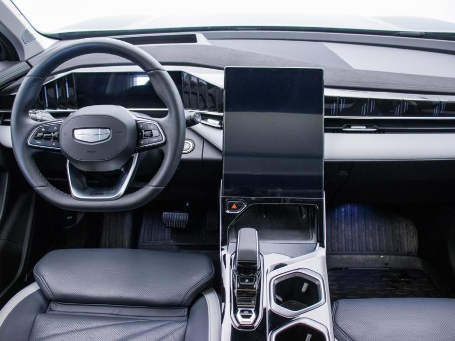 Geely Atlas II Москва  - изображение 13