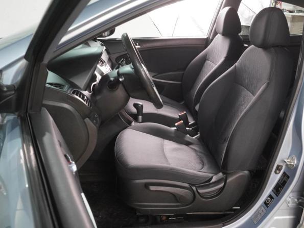 Hyundai Solaris I с пробегом 2012 года, цена 799 000 рублей, 218965 км, седан, Автокод Объявления