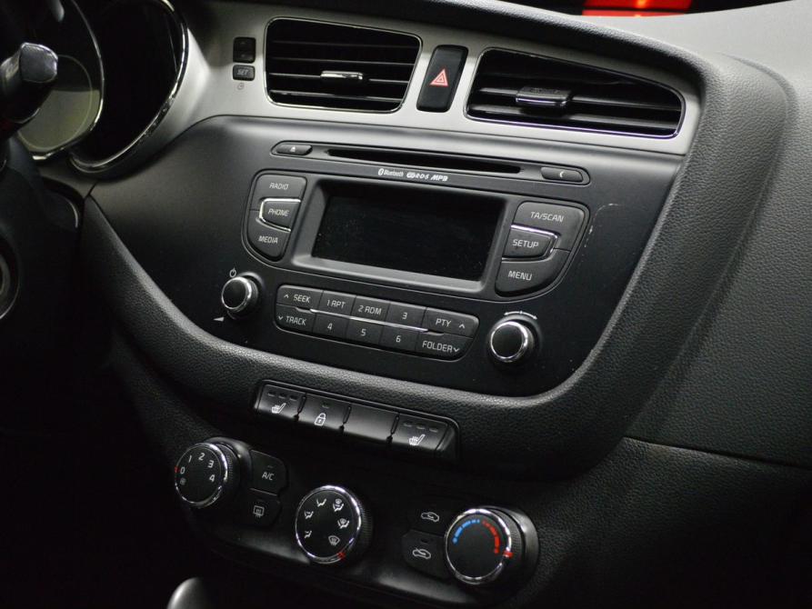 Kia Ceed II Санкт-Петербург  - изображение 16