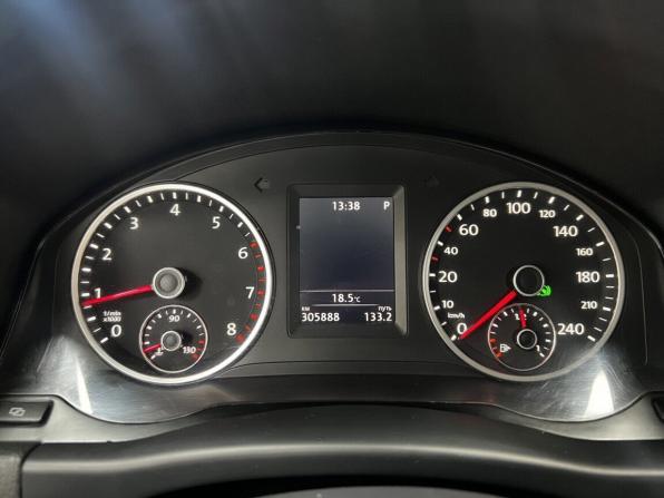 Volkswagen Tiguan I Рестайлинг с пробегом 2012 года, цена 930 000 рублей, 305872 км, внедорожник, Автокод Объявления