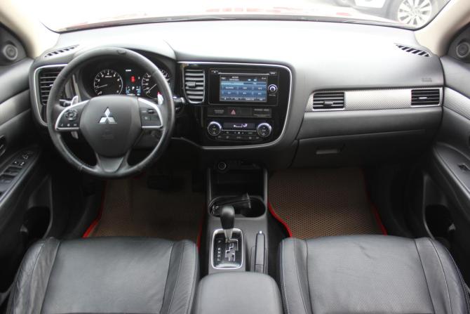Mitsubishi Outlander III с пробегом 2013 года, цена 1 067 000 рублей, 279591 км, внедорожник, Автокод Объявления