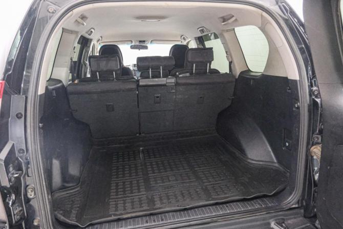 Toyota Land Cruiser Prado 150 Series Рестайлинг 1 с пробегом 2014 года, цена 2 959 000 рублей, 196499 км, внедорожник, Автокод Объявления