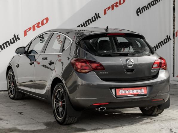 Opel Astra J Рестайлинг с пробегом 2012 года, цена 720 000 рублей, 173406 км, хэтчбек, Автокод Объявления