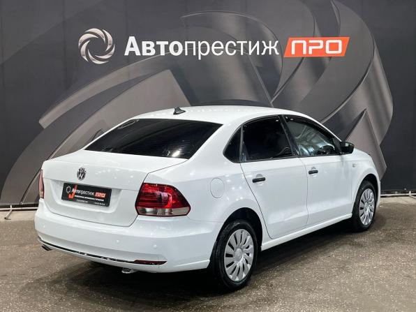 Volkswagen Polo V Рестайлинг с пробегом 2020 года, цена 740 000 рублей, 153986 км, седан, Автокод Объявления